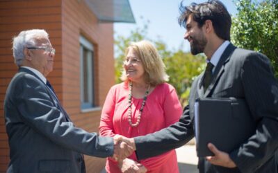 Why Should Seniors Choose a Move Manager